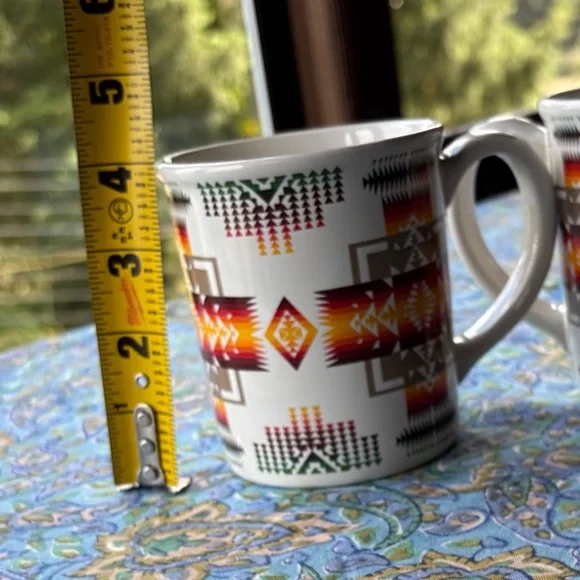 Pendleton 12oz Aztec mug-set of 2. No chips, only used 2x. - Picture 3 of 5